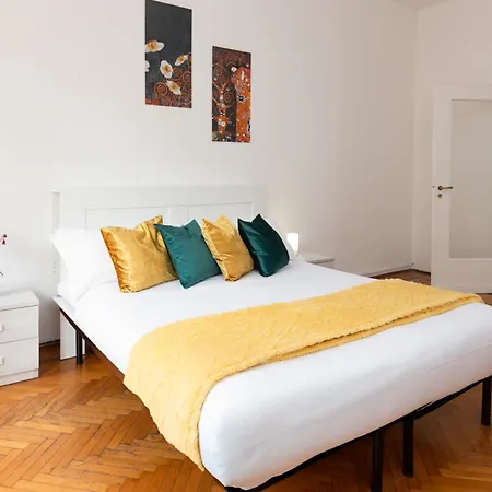 Galleria Moderna In Porta Romana Apartman *